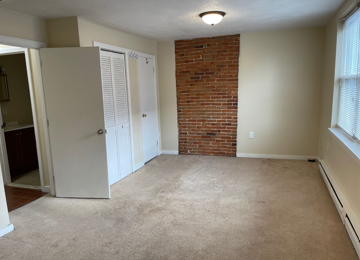 31 Chelsea St, East Boston