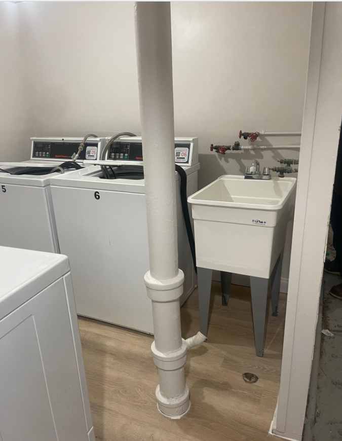 90 Winthrop Shore Dr, Winthrop