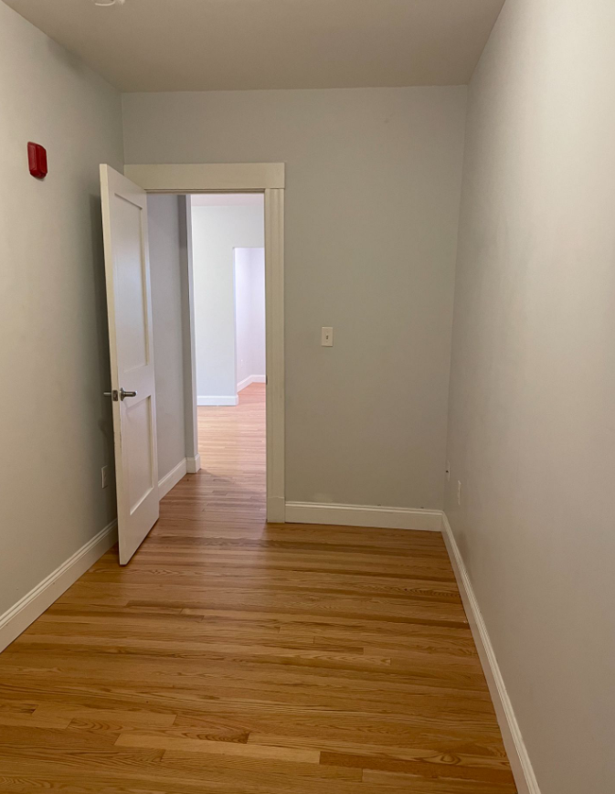 233 Lafayette St, Salem