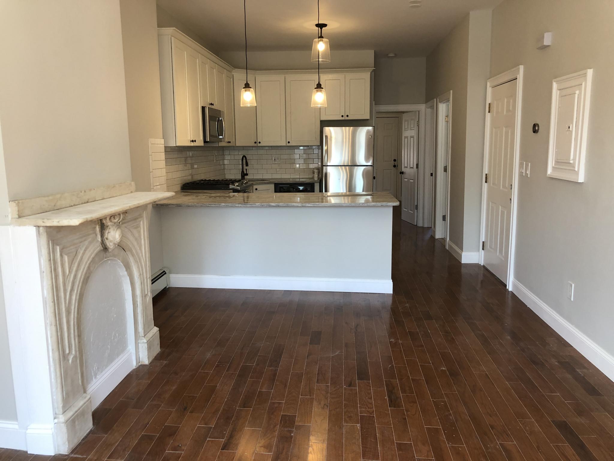 12 Chelsea St, East Boston