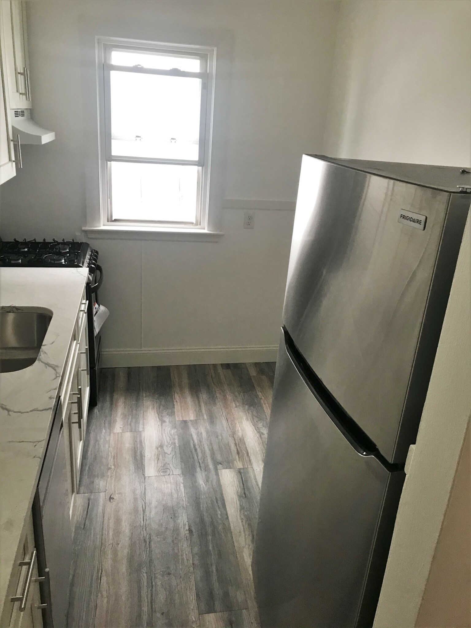 90 Winthrop Shore Dr, Winthrop