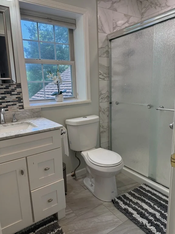 10 Ptarmigan Dr, Shrewsbury