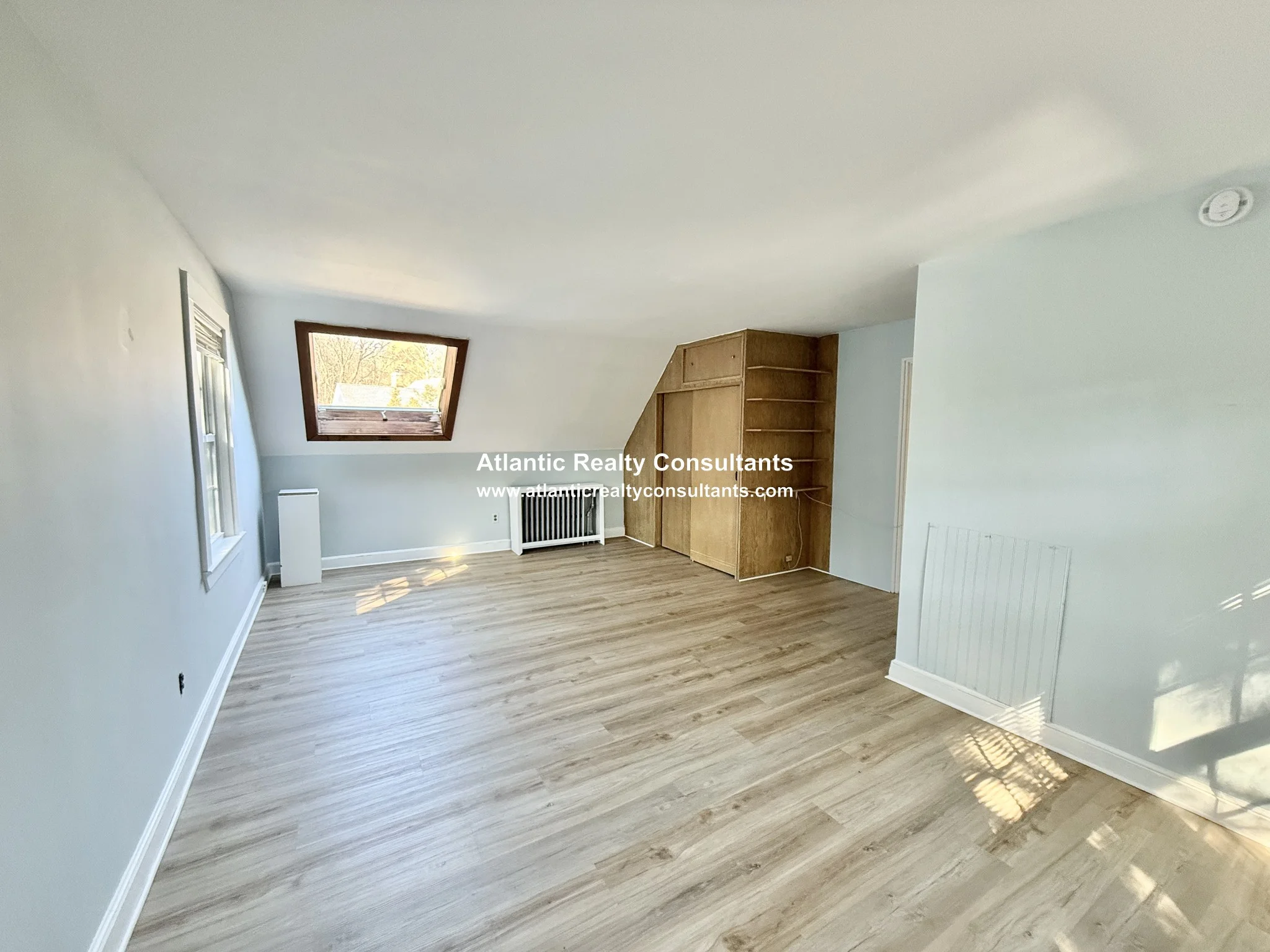 256 Lowell Ave, Newtonville