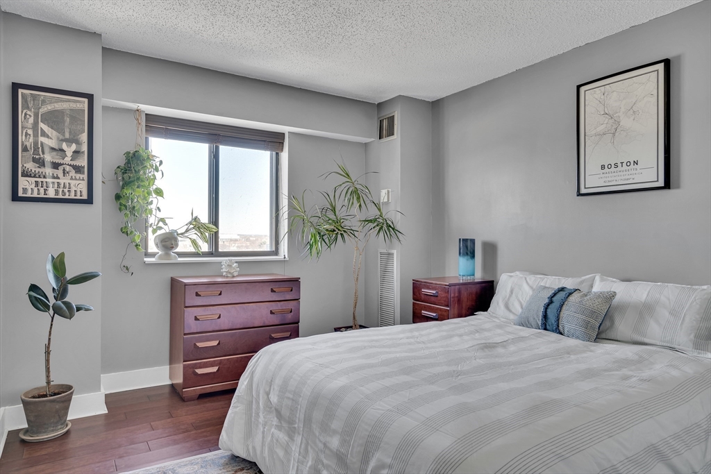 15 N Beacon, Allston