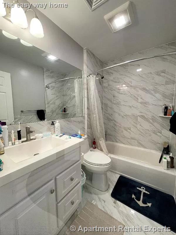 17 Harvard Ter, Allston
