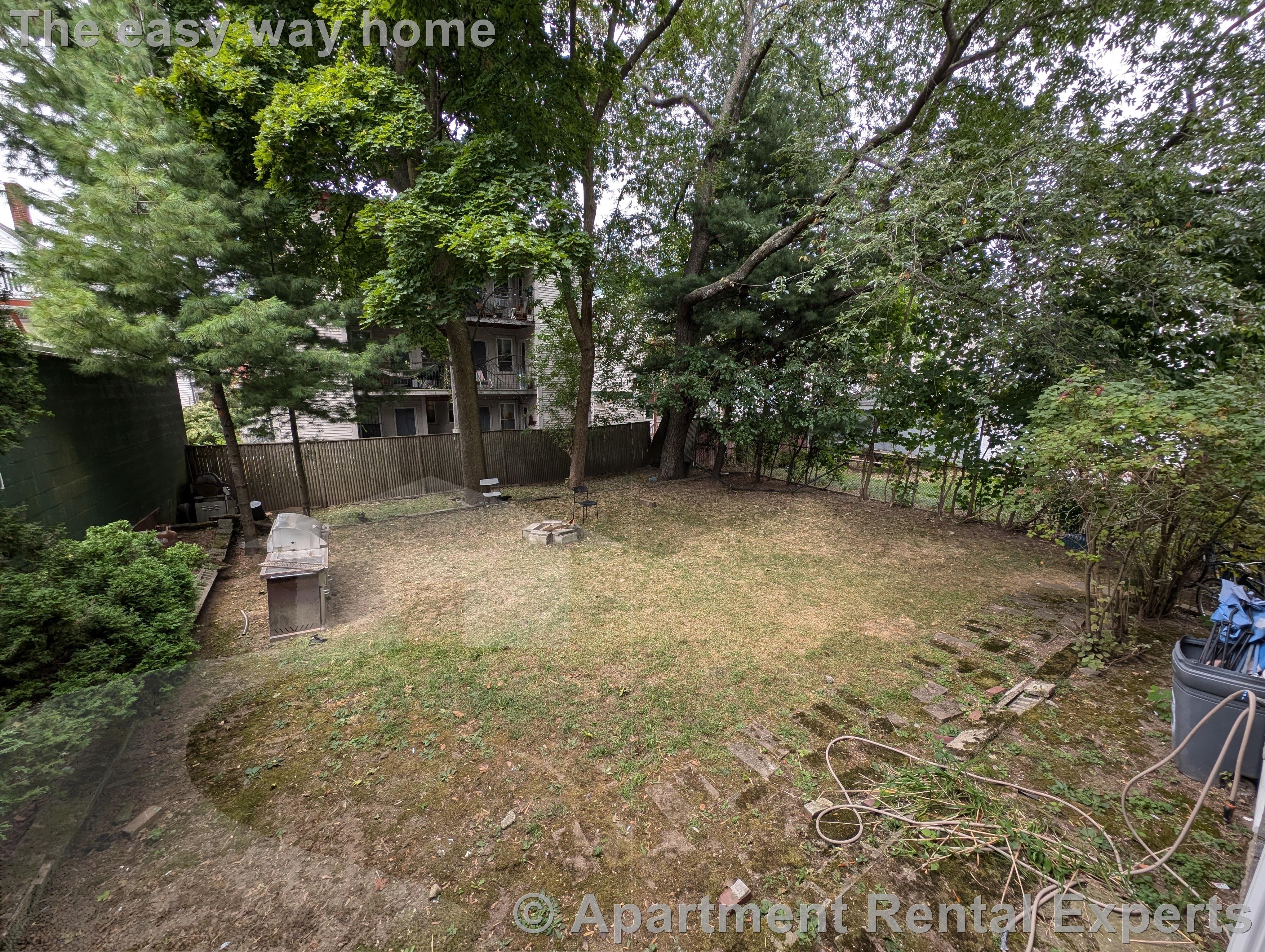 13 Farragut Ave, West Somerville