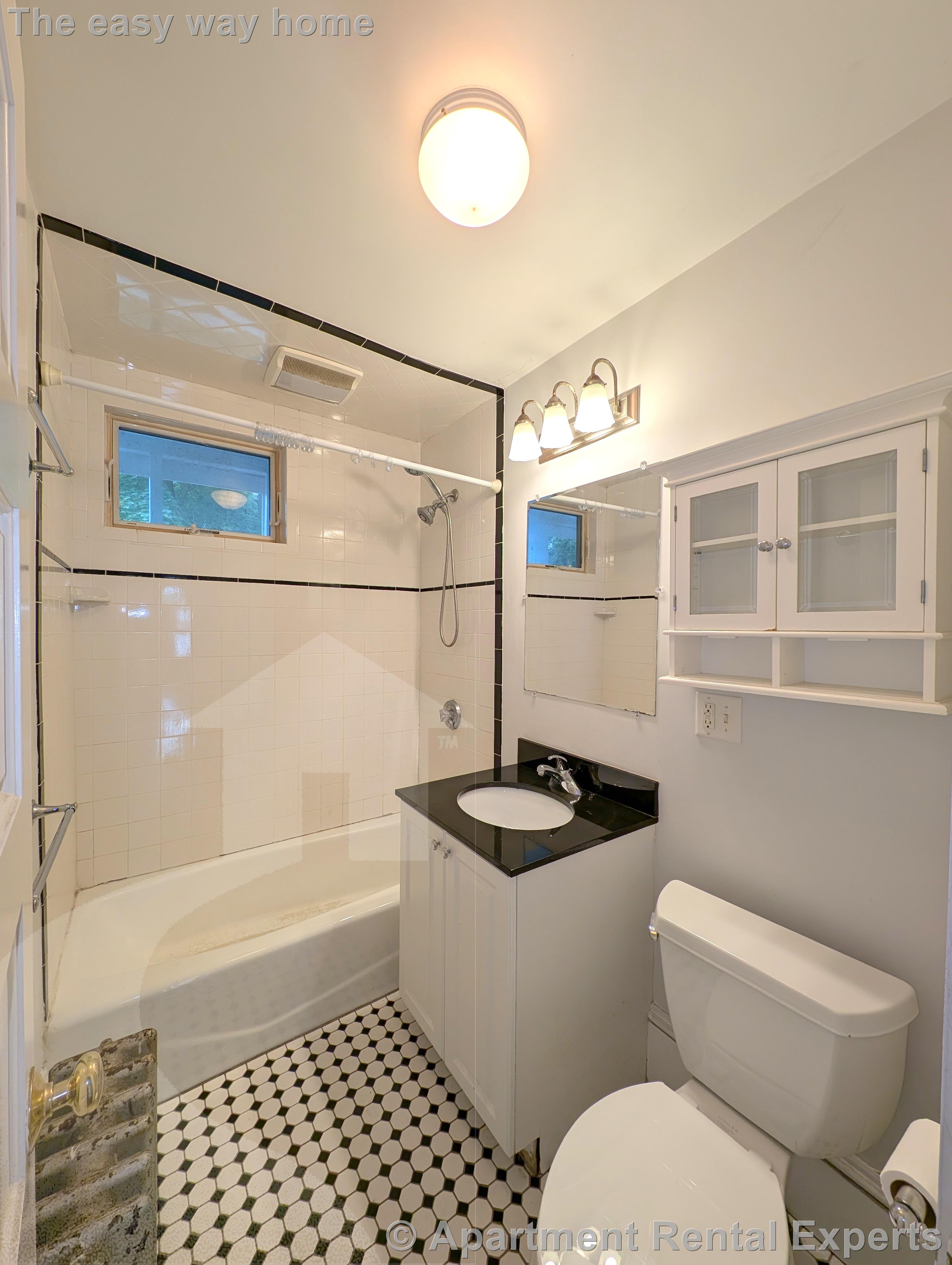 13 Farragut Ave, West Somerville