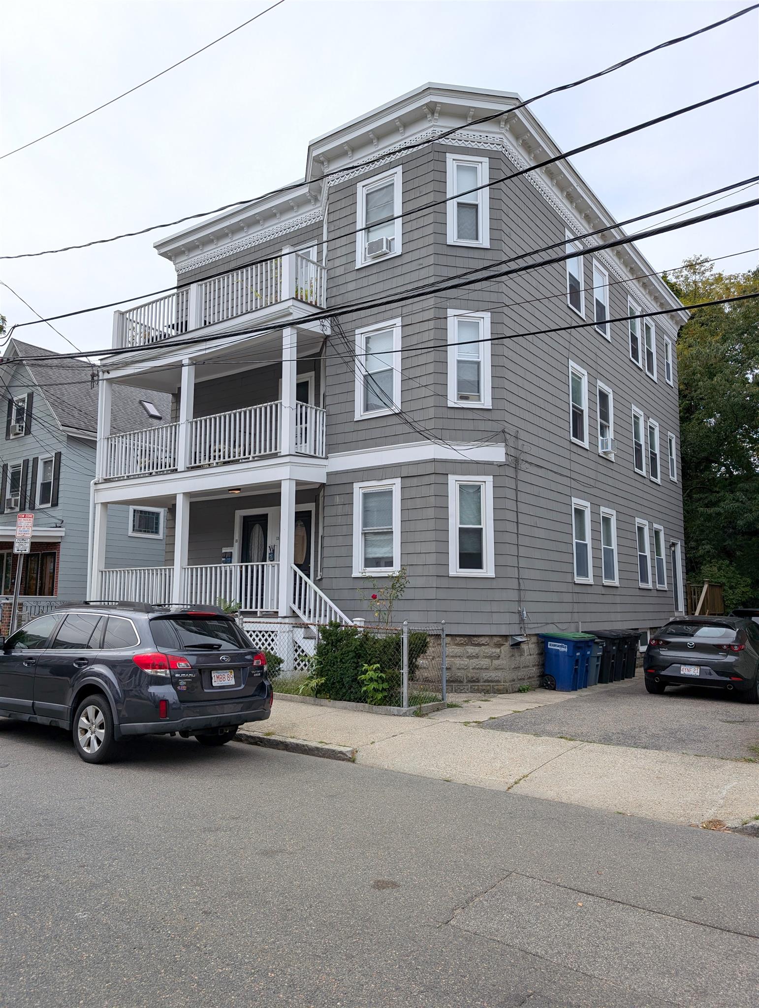 15 Farragut Ave, West Somerville