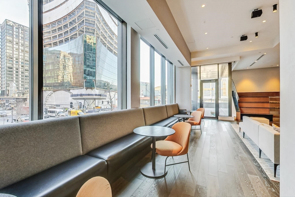 135 Seaport Blvd, Seaport District