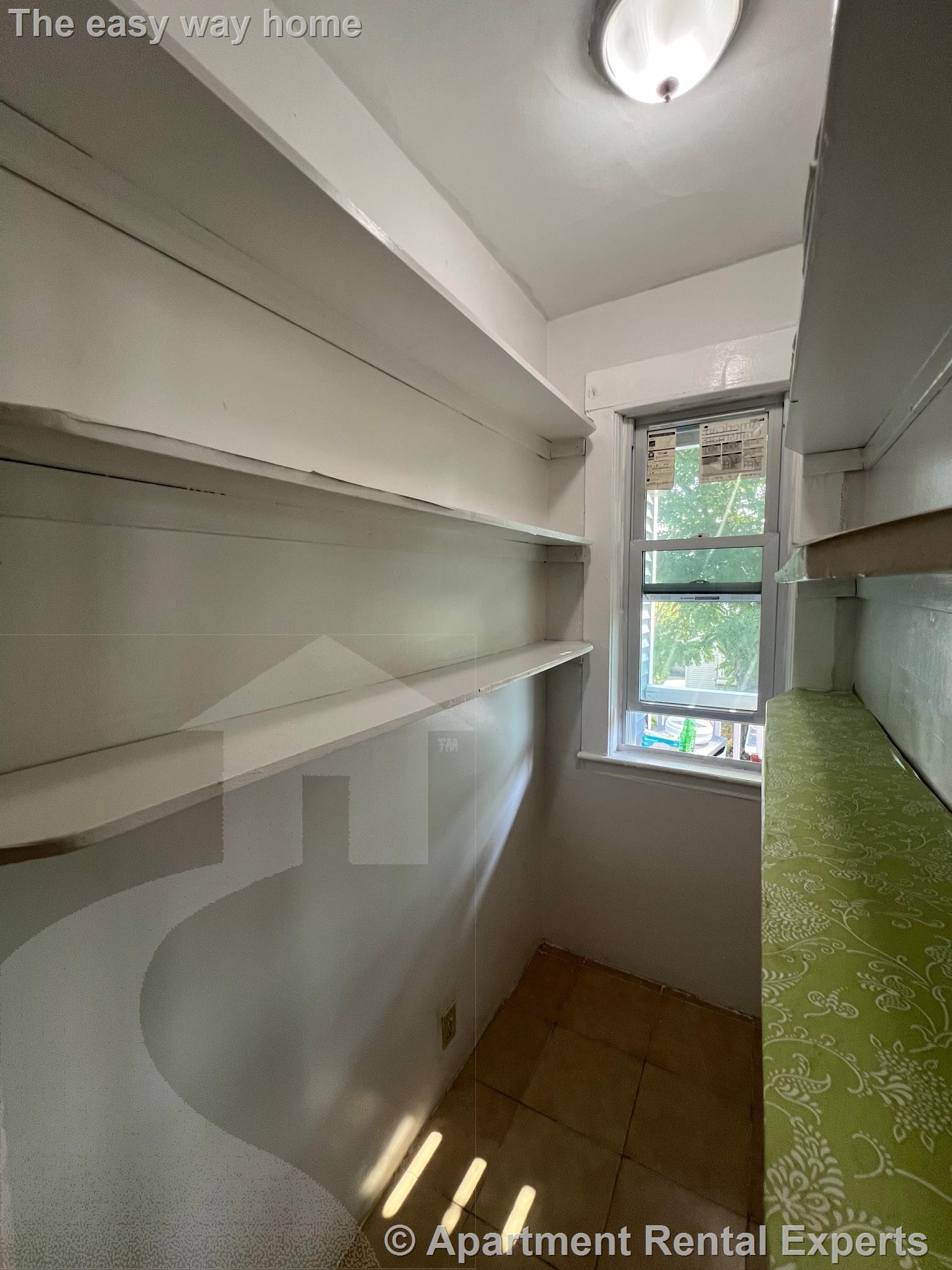 74 Newbury St, Davis Square