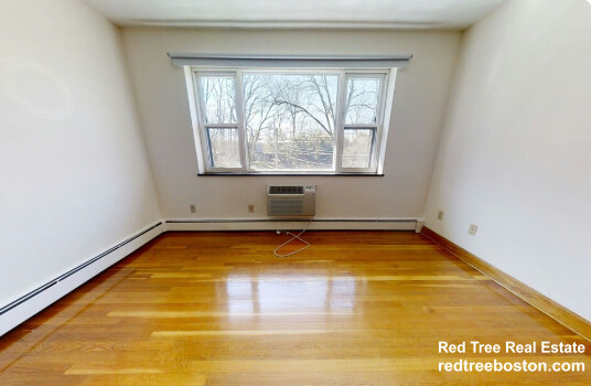 272 Grove St, Auburndale