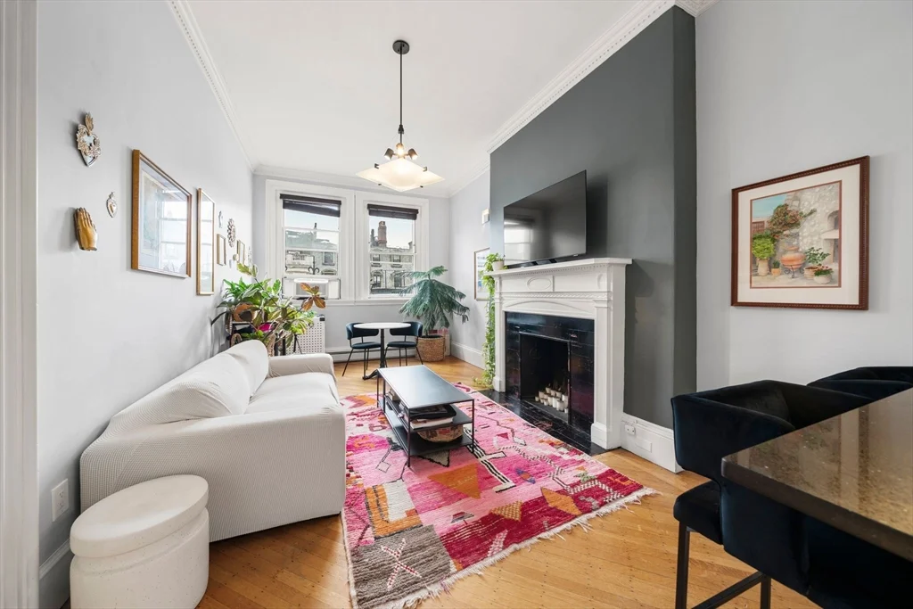 165 Beacon St, Back Bay