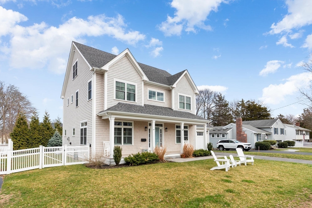 40 Foley Beach Rd, Hingham