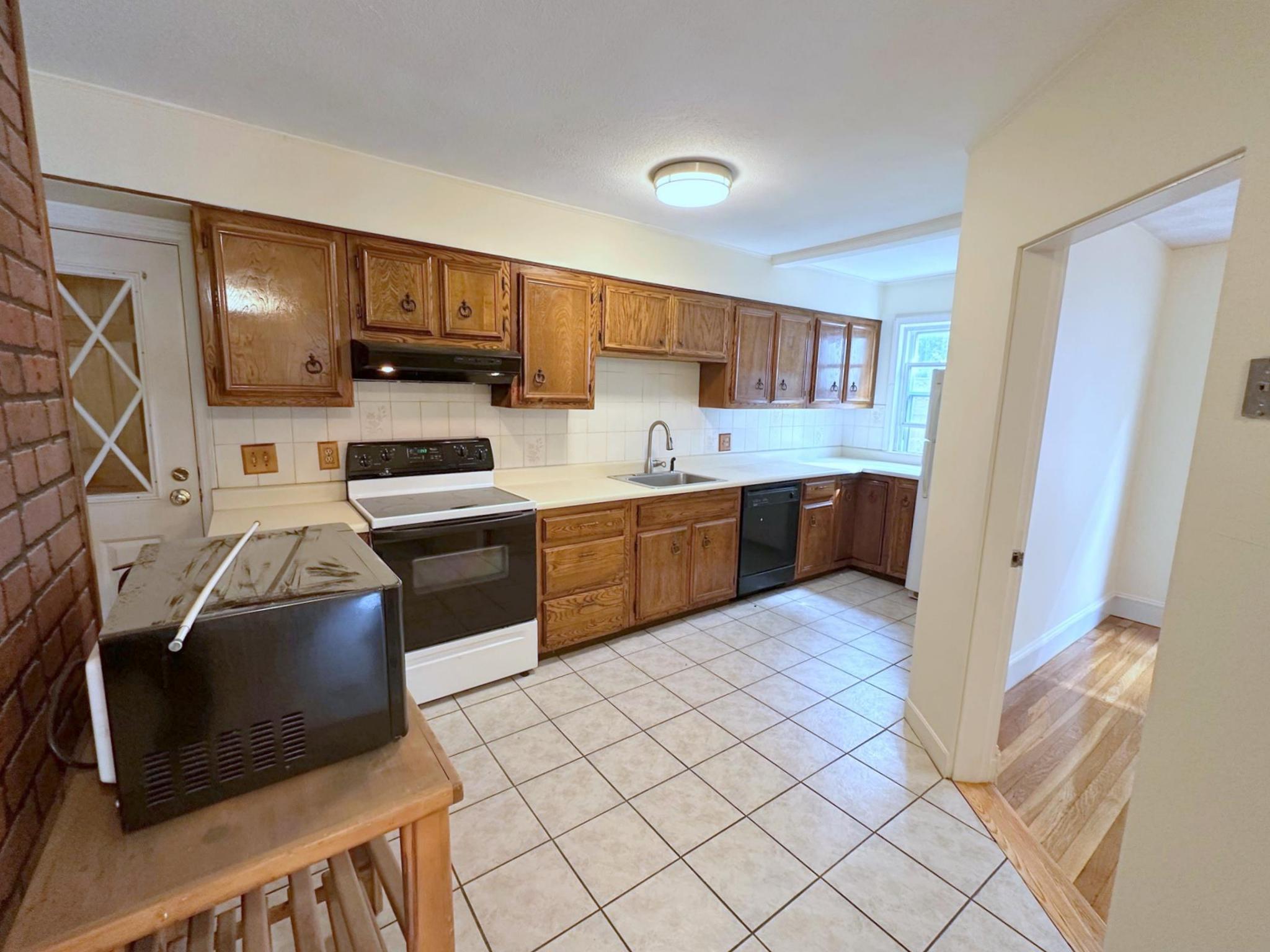 257 Powder House Boulevard, West Somerville