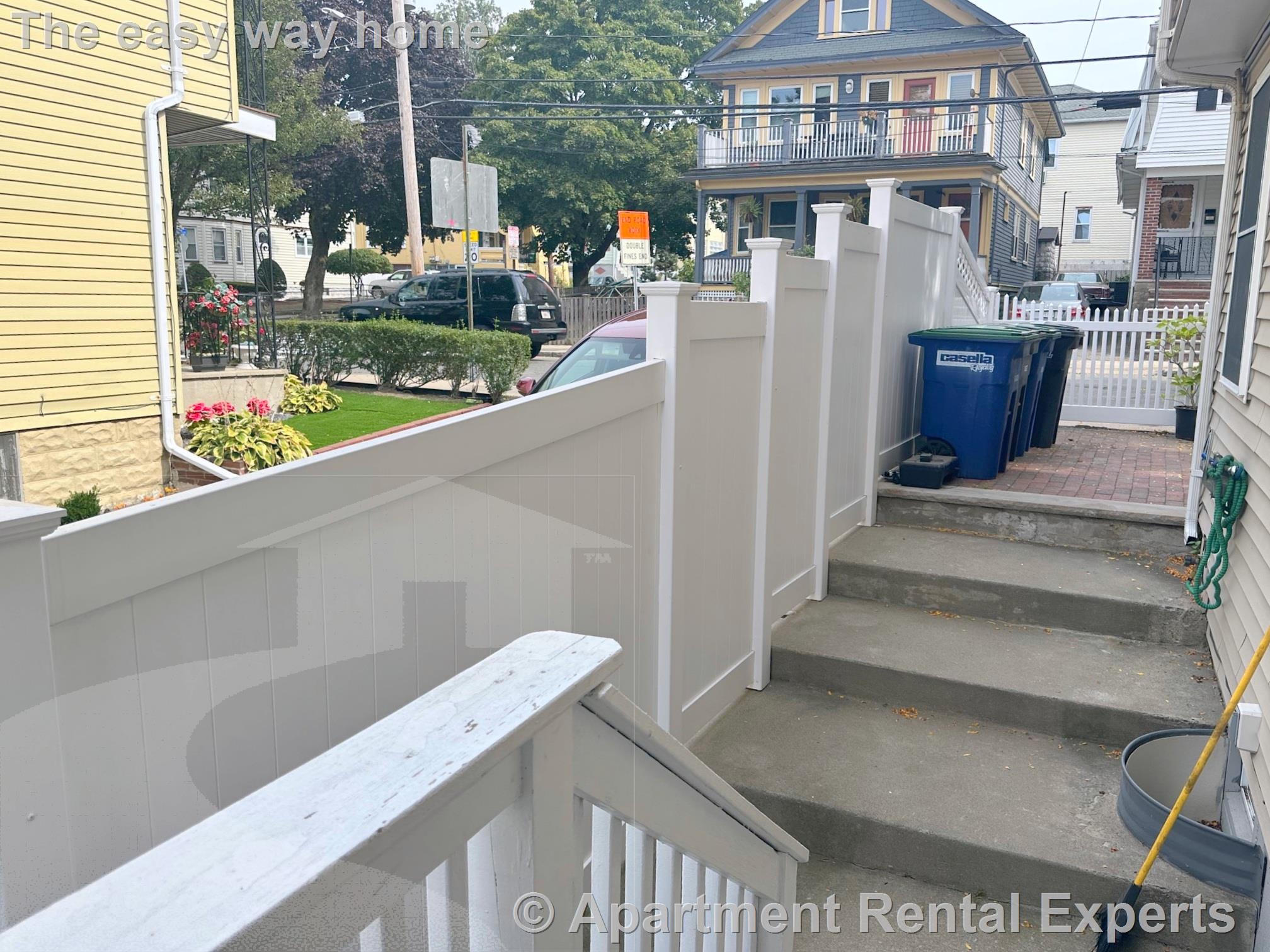 257 Powderhouse Blvd, Tufts