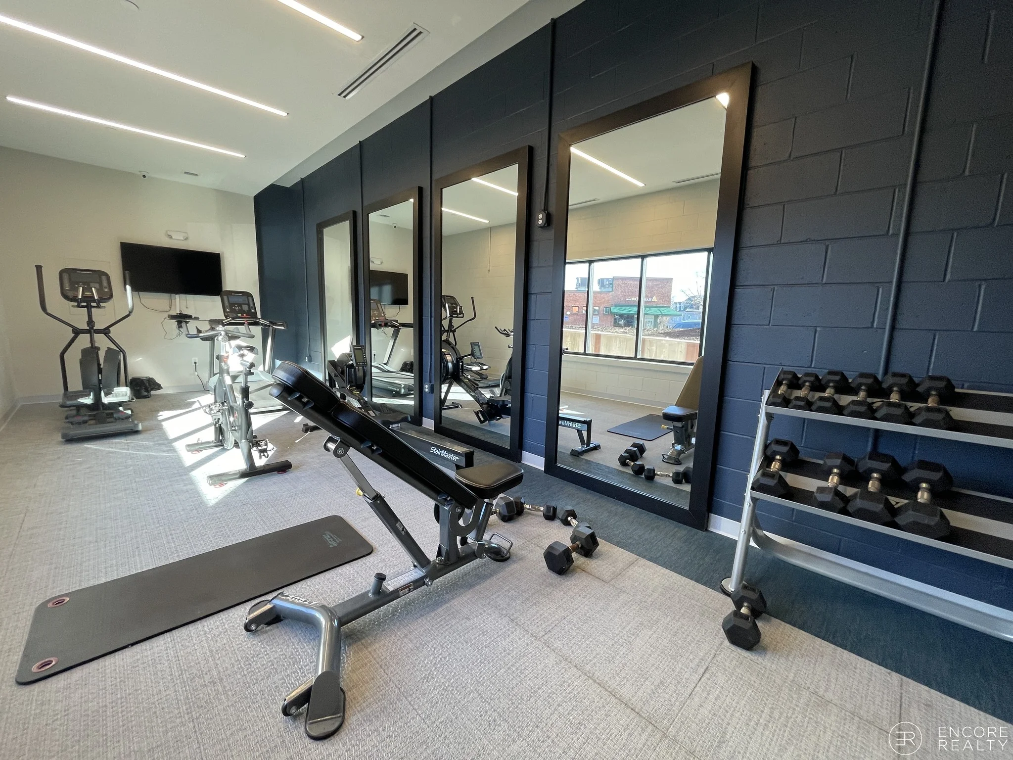 455 Harvard St, North Brookline