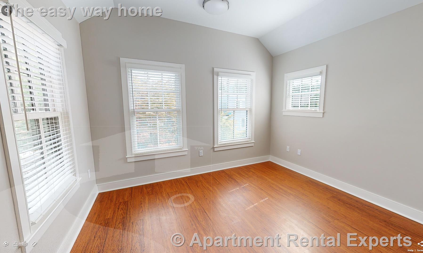 384 Harvard St, Harvard Square