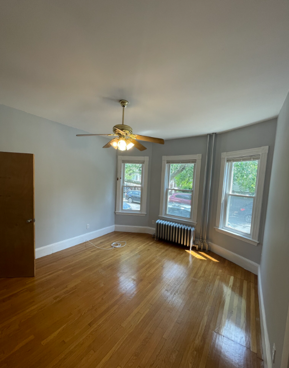 1537 Cambridge St, Mid-Cambridge