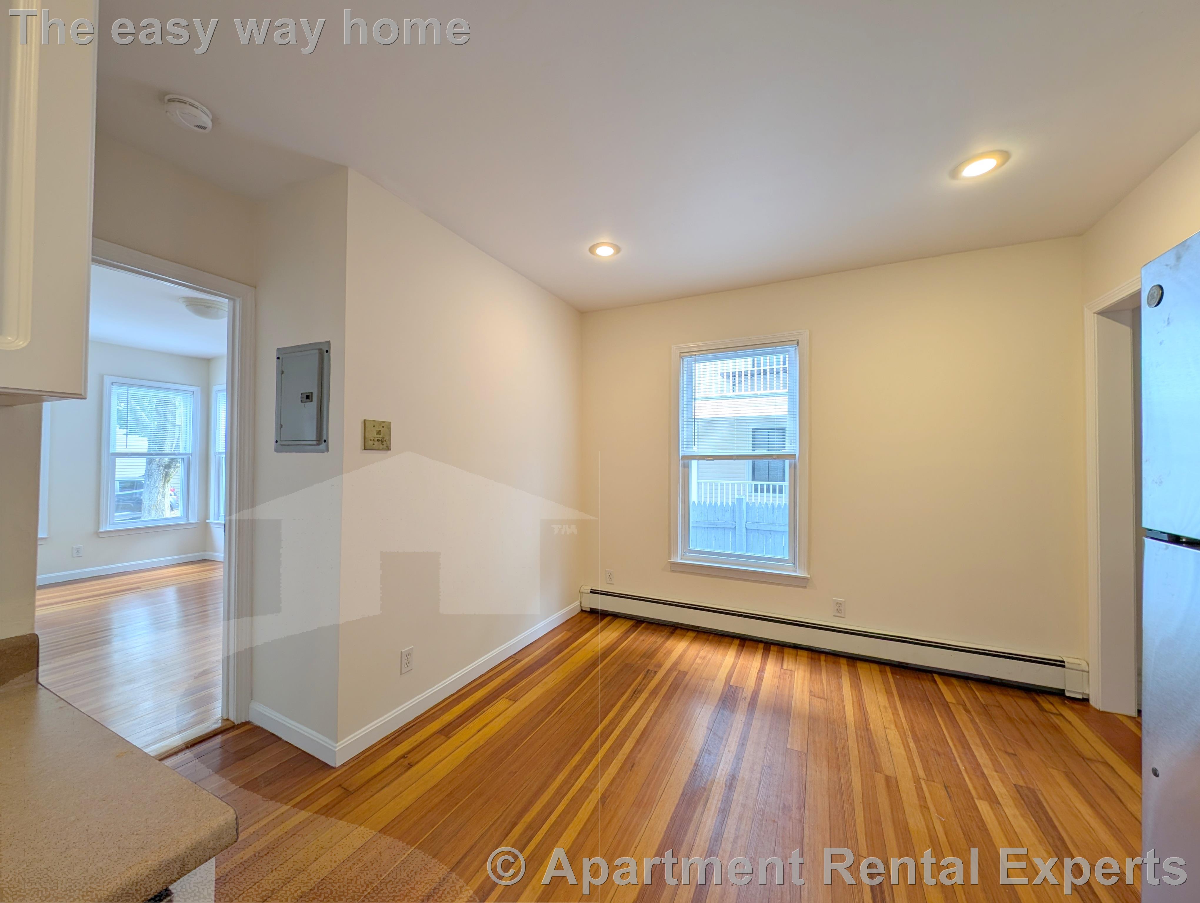 5 Locke St, Davis Square