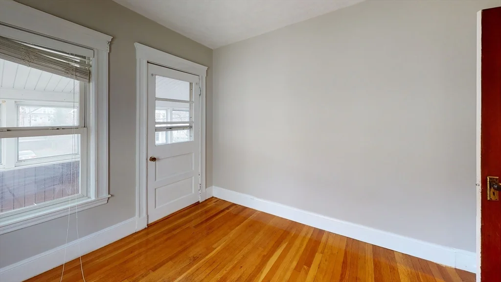 72-74 Harlow, East Arlington