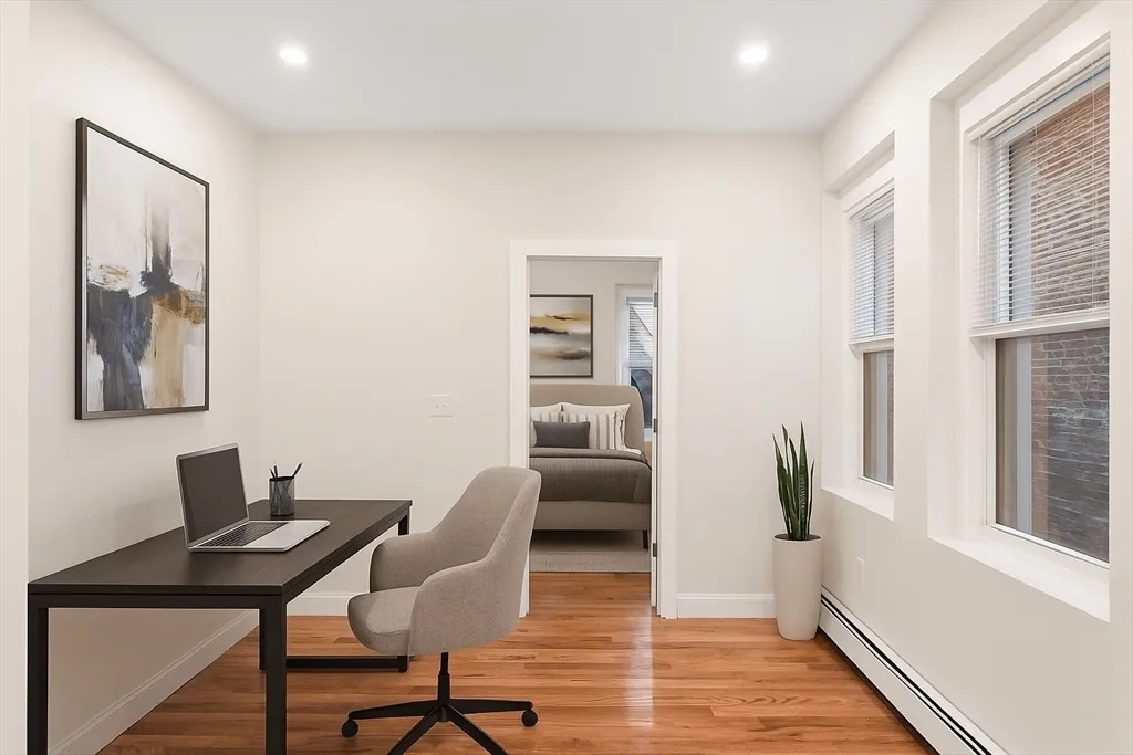 198 Salem St, North End