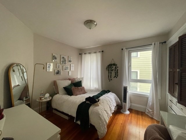 715 East 2nd St, South Boston