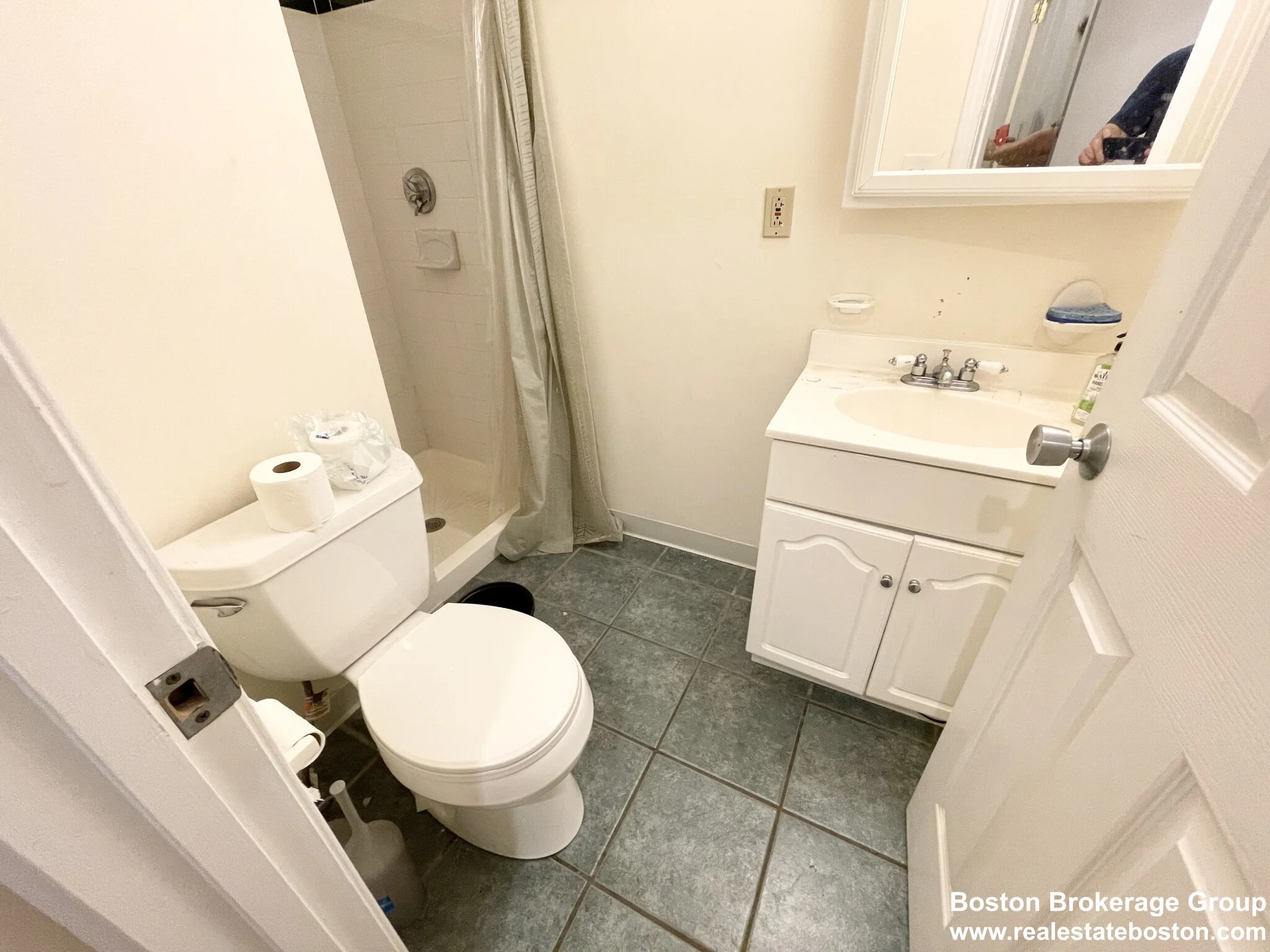 16 Greenwich Park, South End