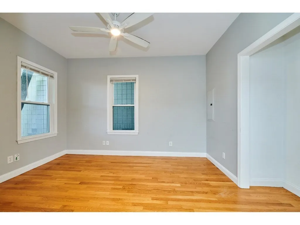 5 Transit St, South Boston