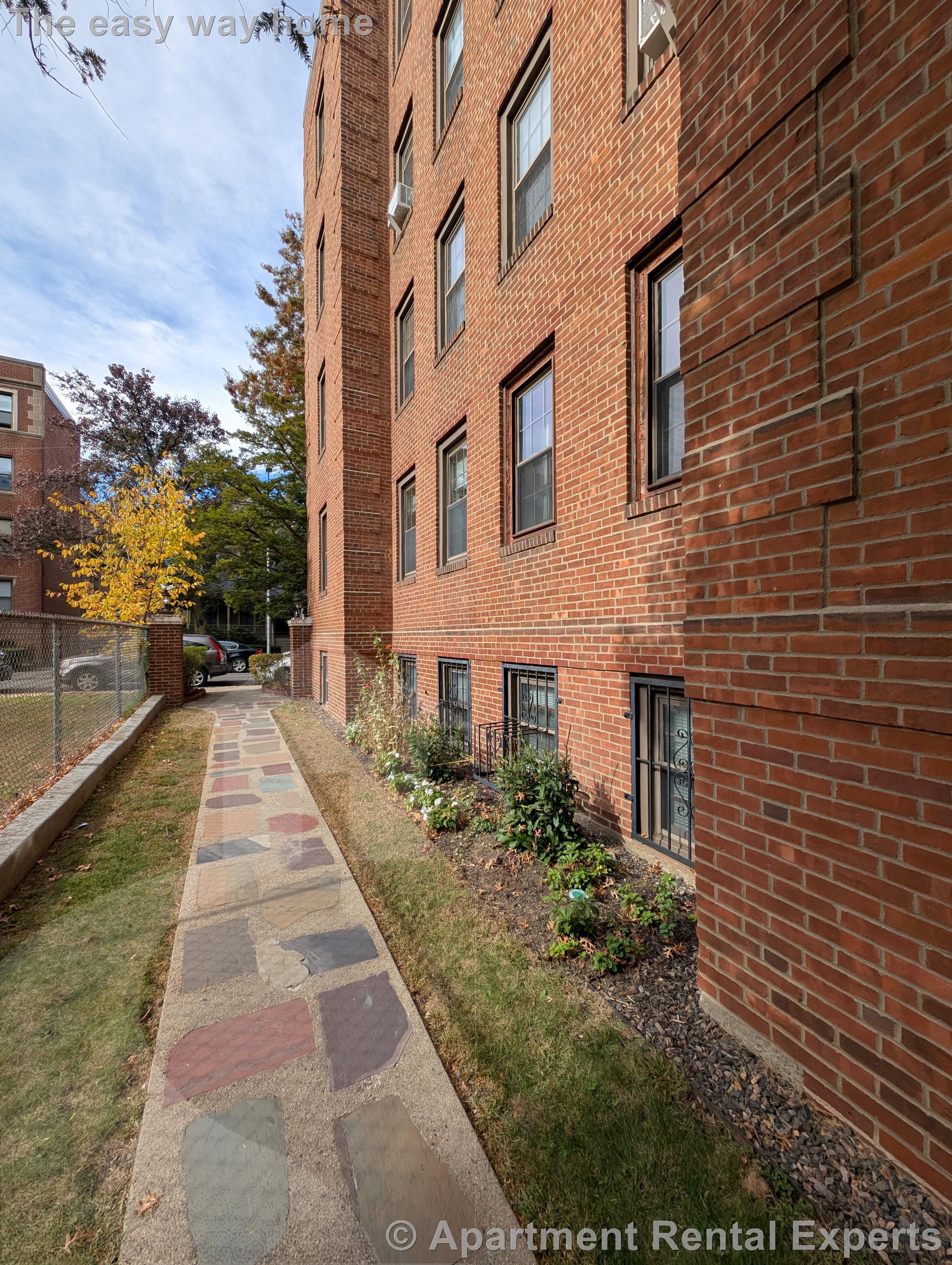 12 Ware St, Mid-Cambridge