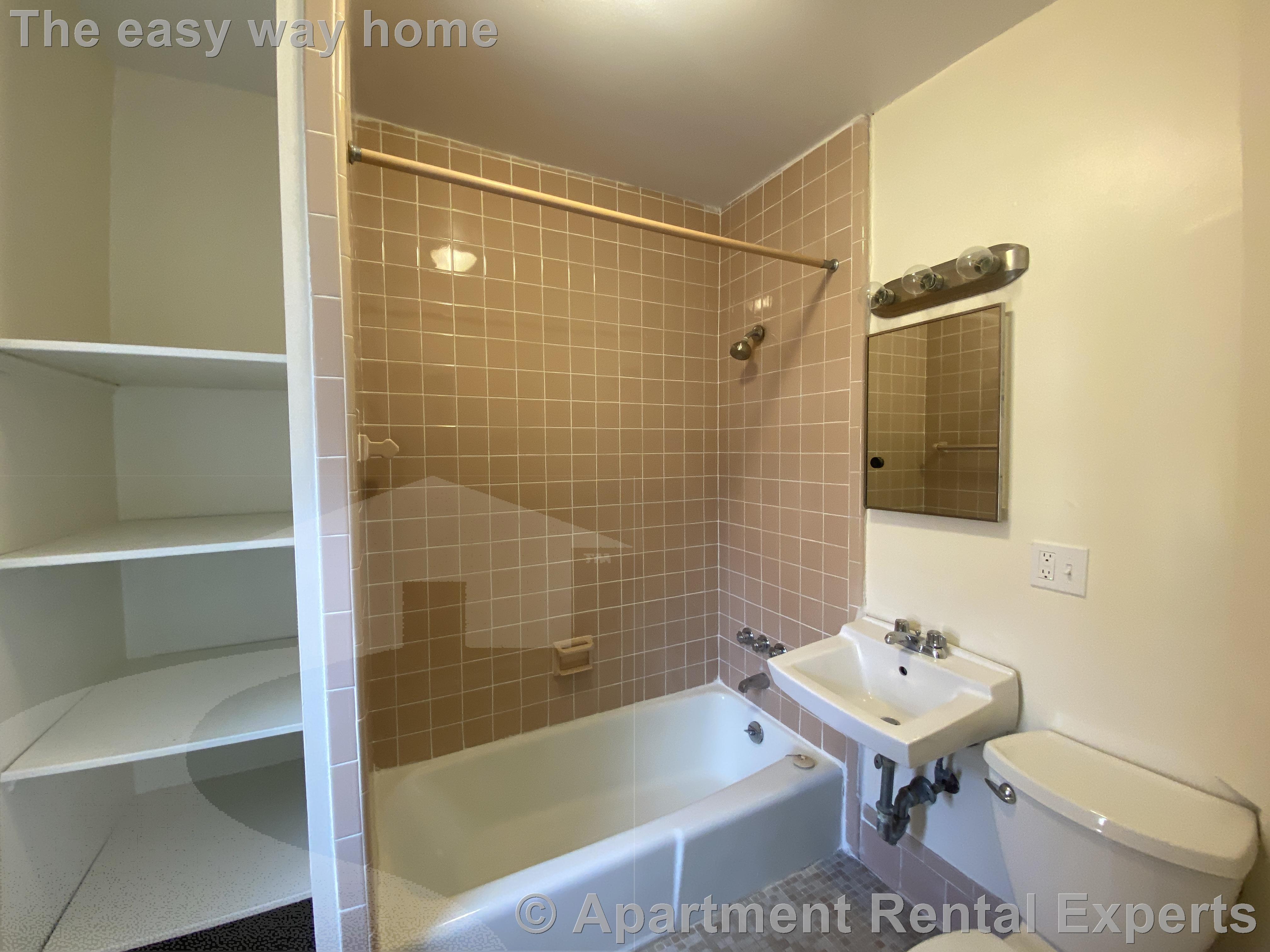 381 Harvard St, Harvard Square