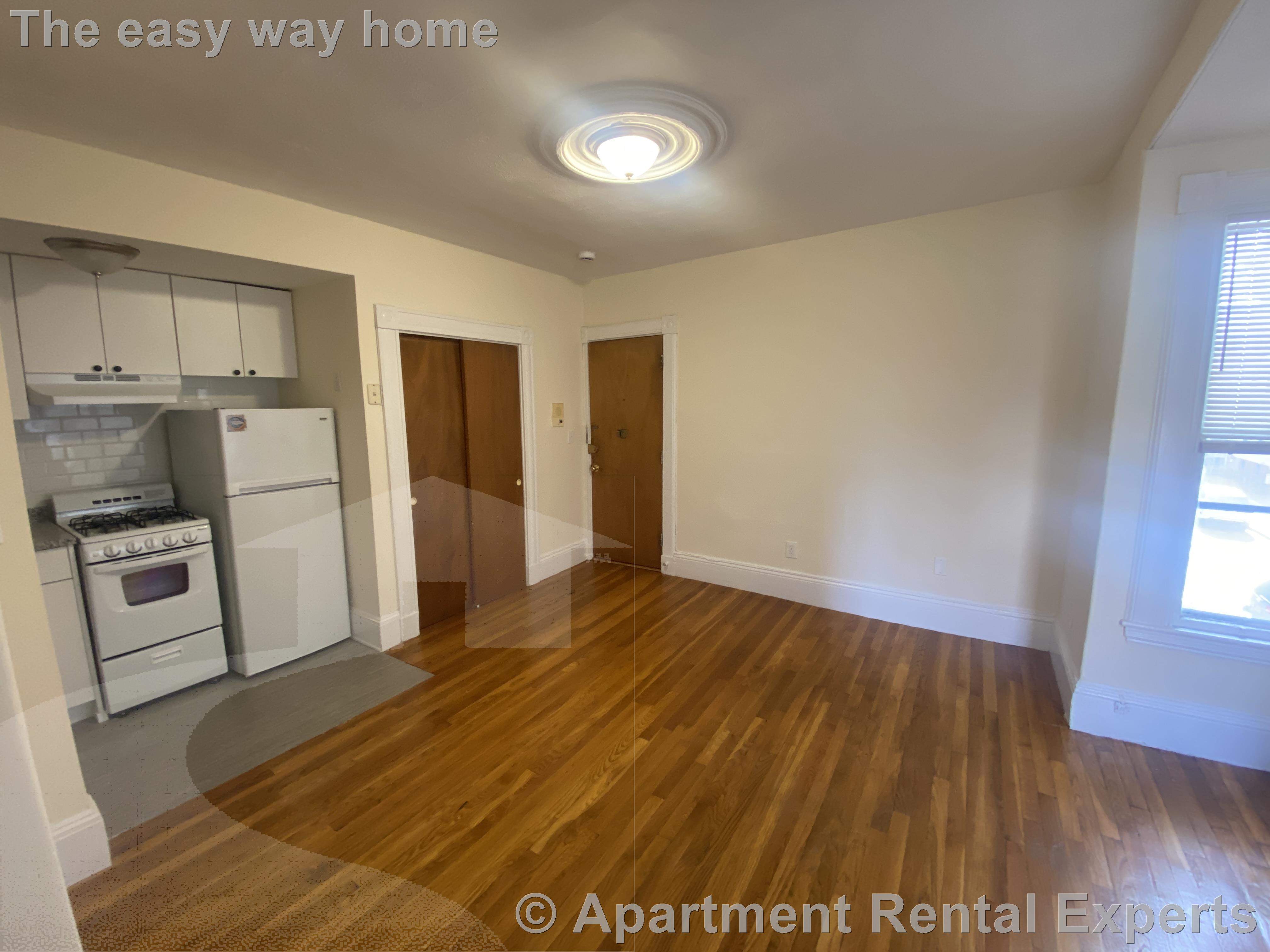 381 Harvard St, Harvard Square