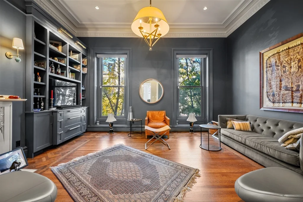28 Marlborough St, Back Bay