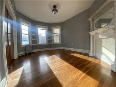 472 Putnam Ave, Cambridgeport