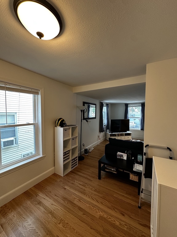 16 Nashua, Magoun Square