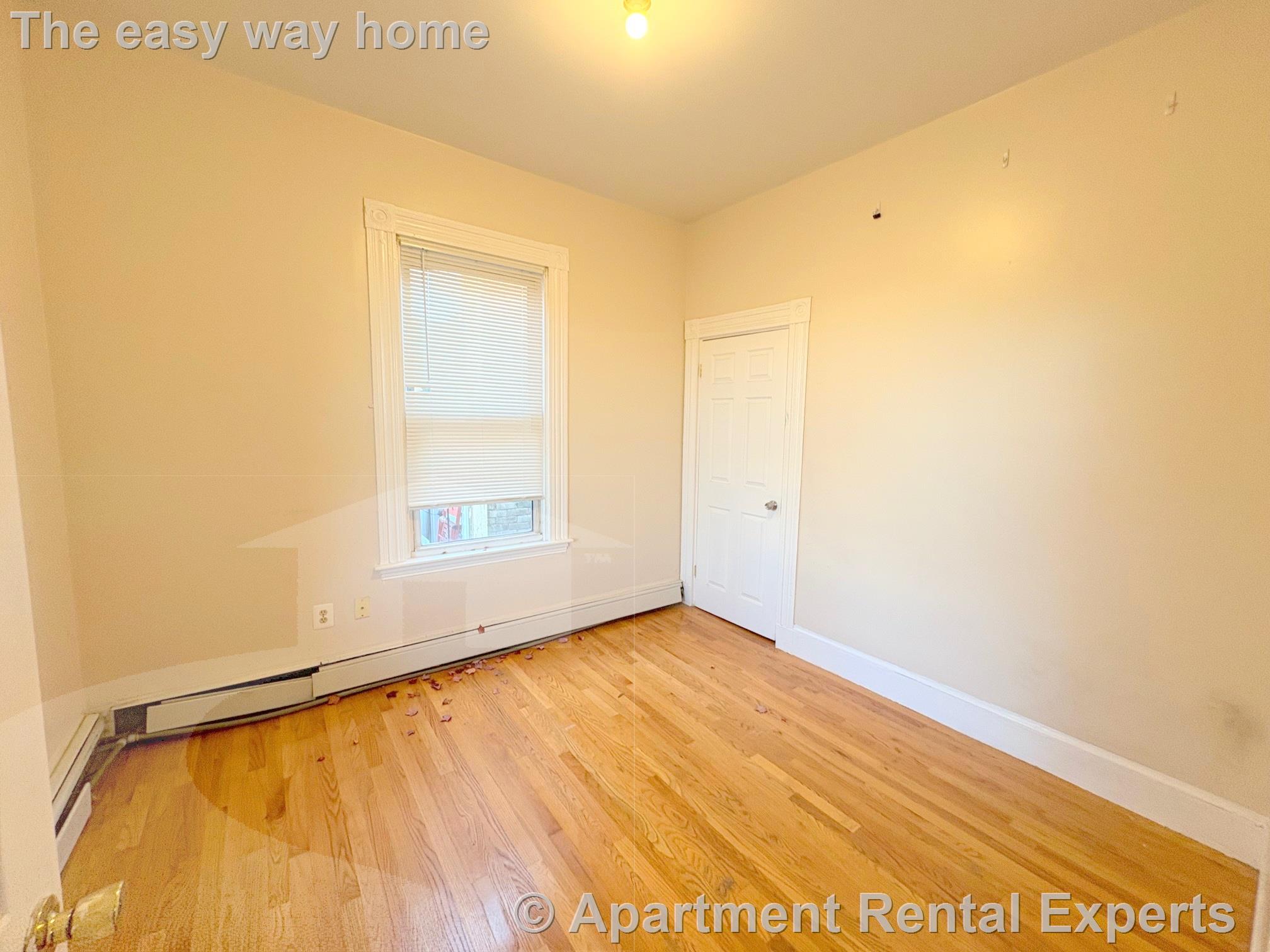 90 Norfolk St, Central Square