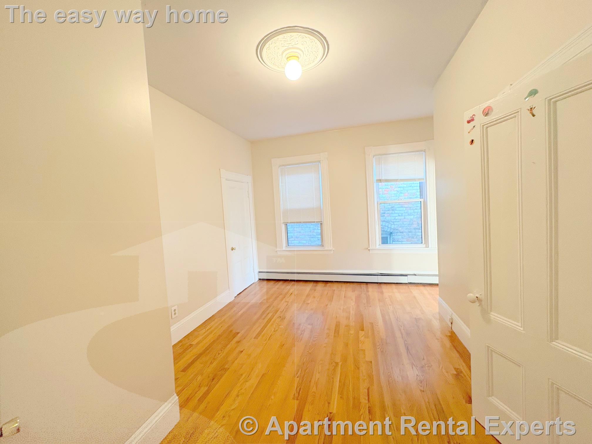 90 Norfolk St, Central Square