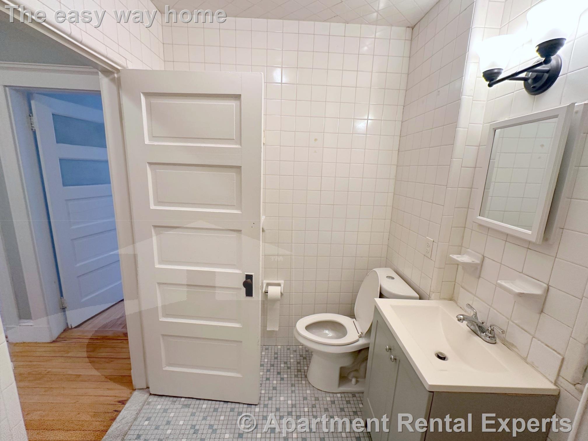 269 Huron Ave, Huron Village