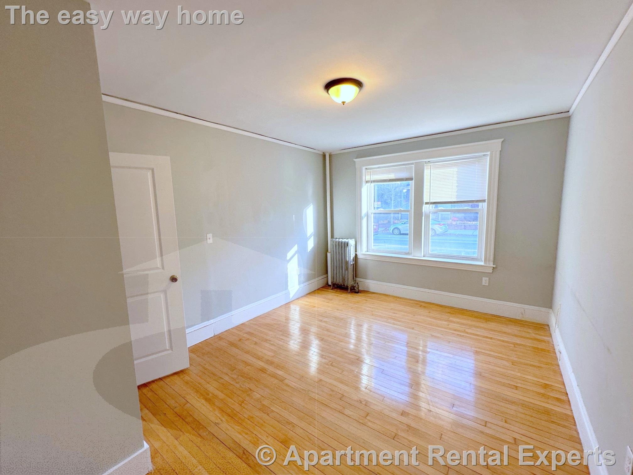 269 Huron Ave, Huron Village