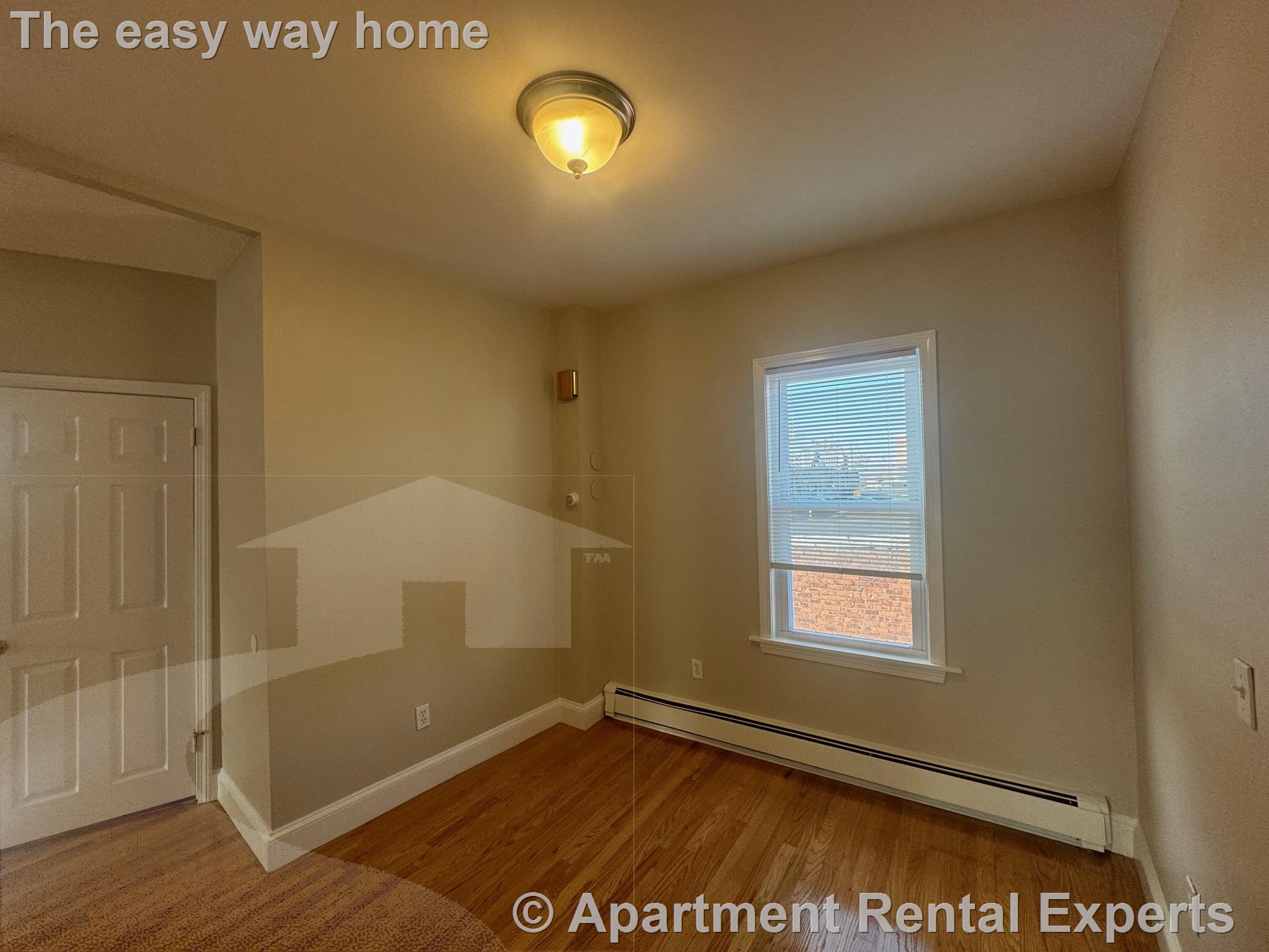 512 Medford St, Magoun Square