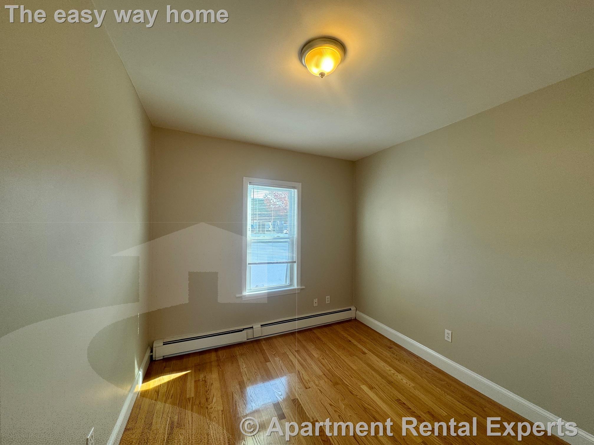 512 Medford St, Magoun Square