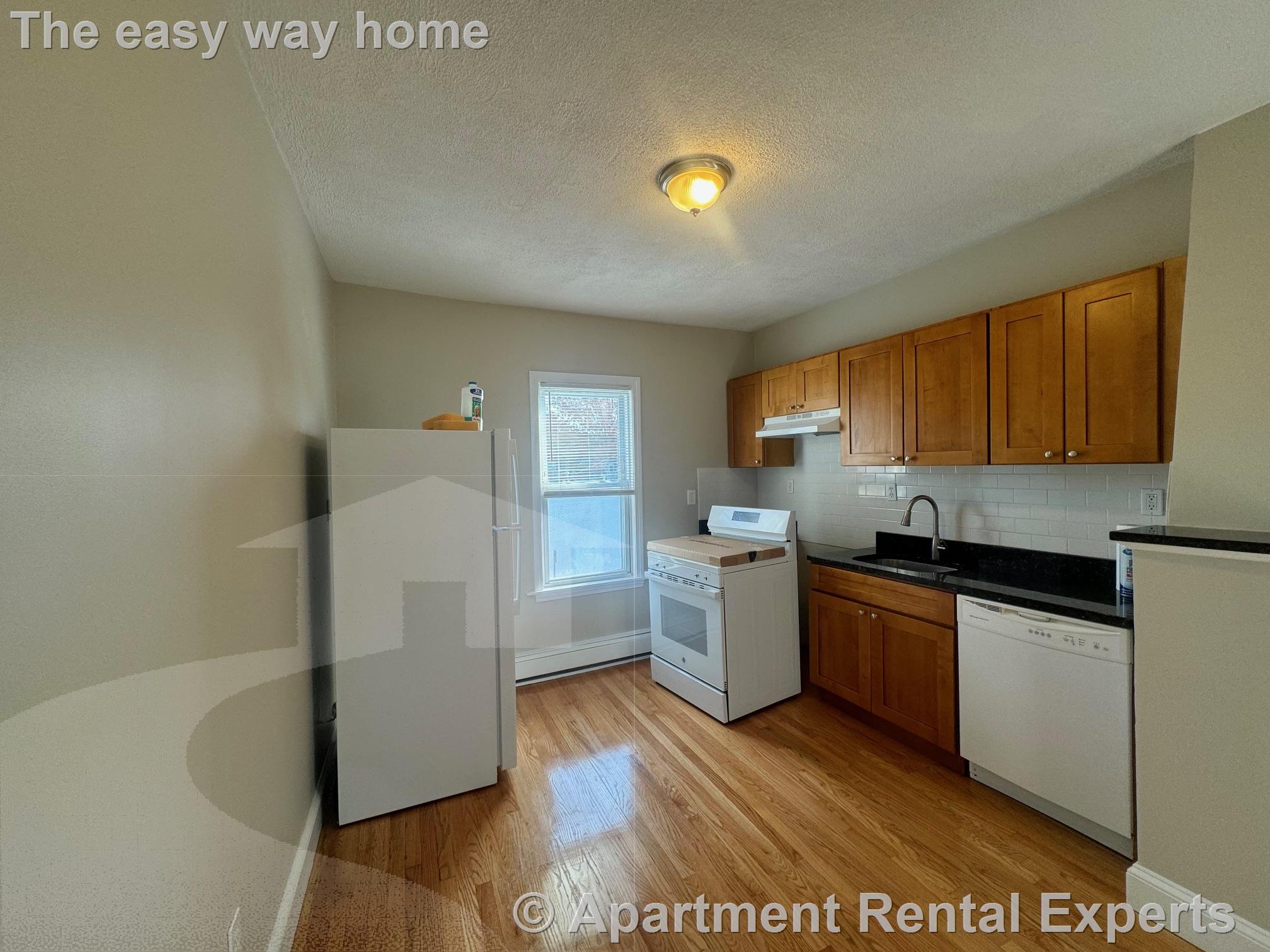 512 Medford St, Magoun Square