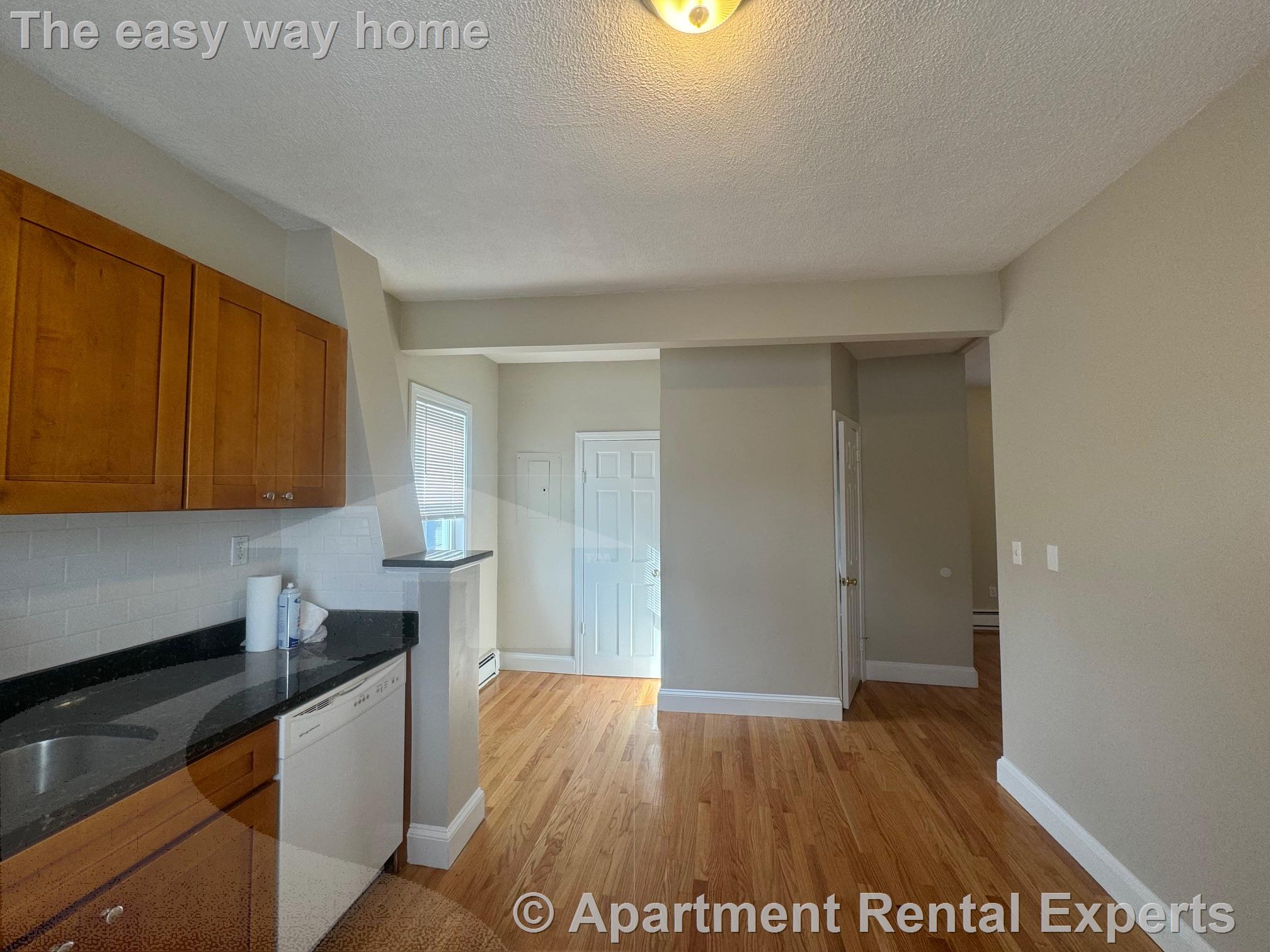 512 Medford St, Magoun Square