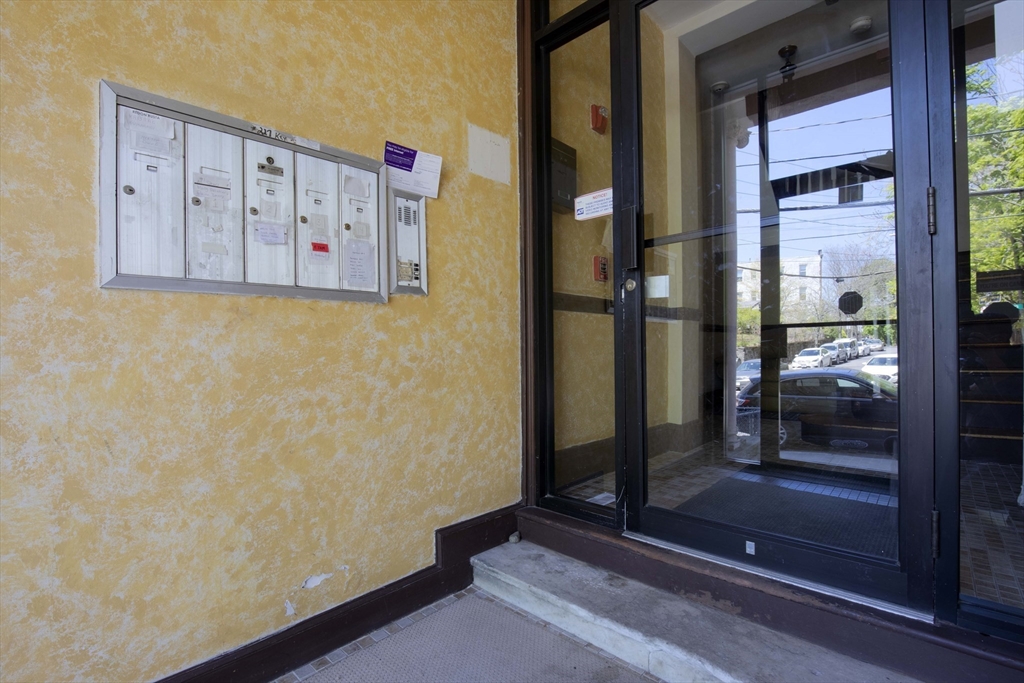 44 Cummings Rd, Brighton