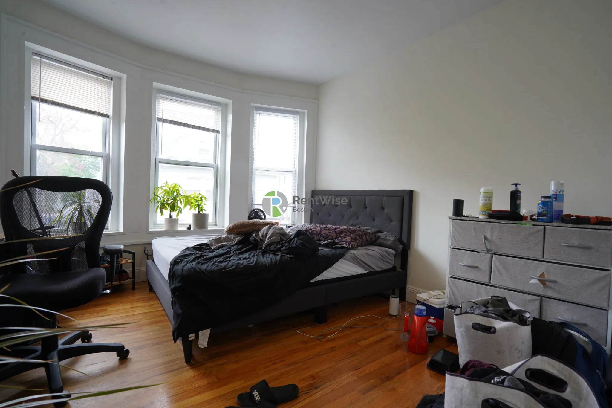 10 Brainerd Rd, Allston