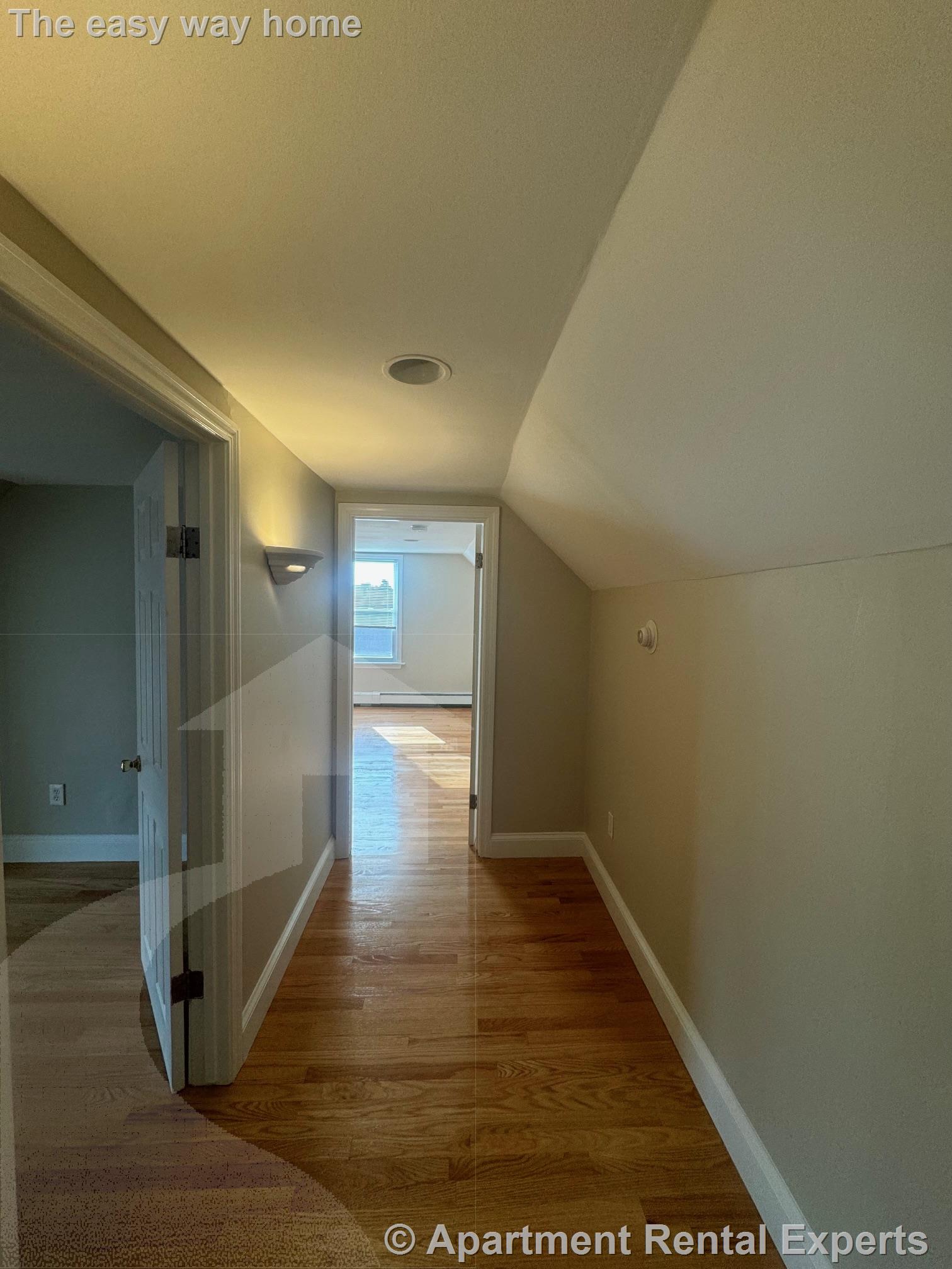 512 Medford St, Magoun Square