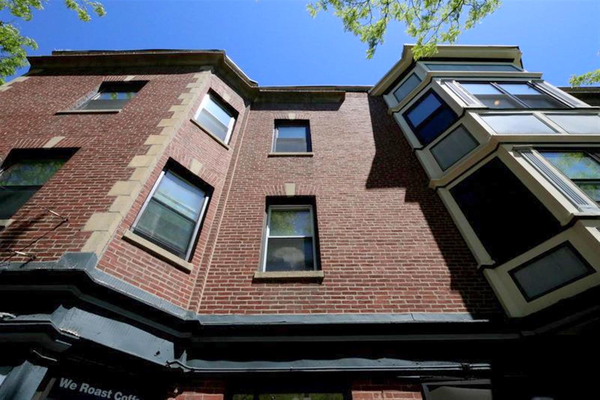 35 Davis Sq, Davis Square