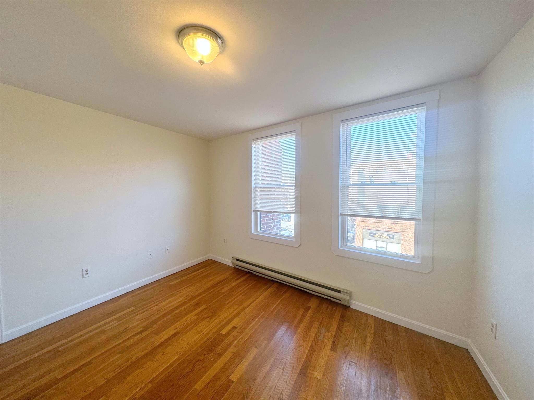 35 Davis Sq, Davis Square