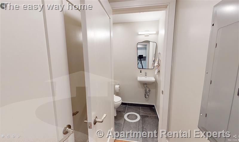 386 Harvard St, Harvard Square