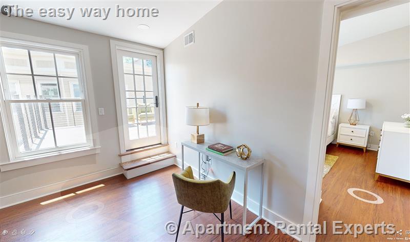 386 Harvard St, Harvard Square