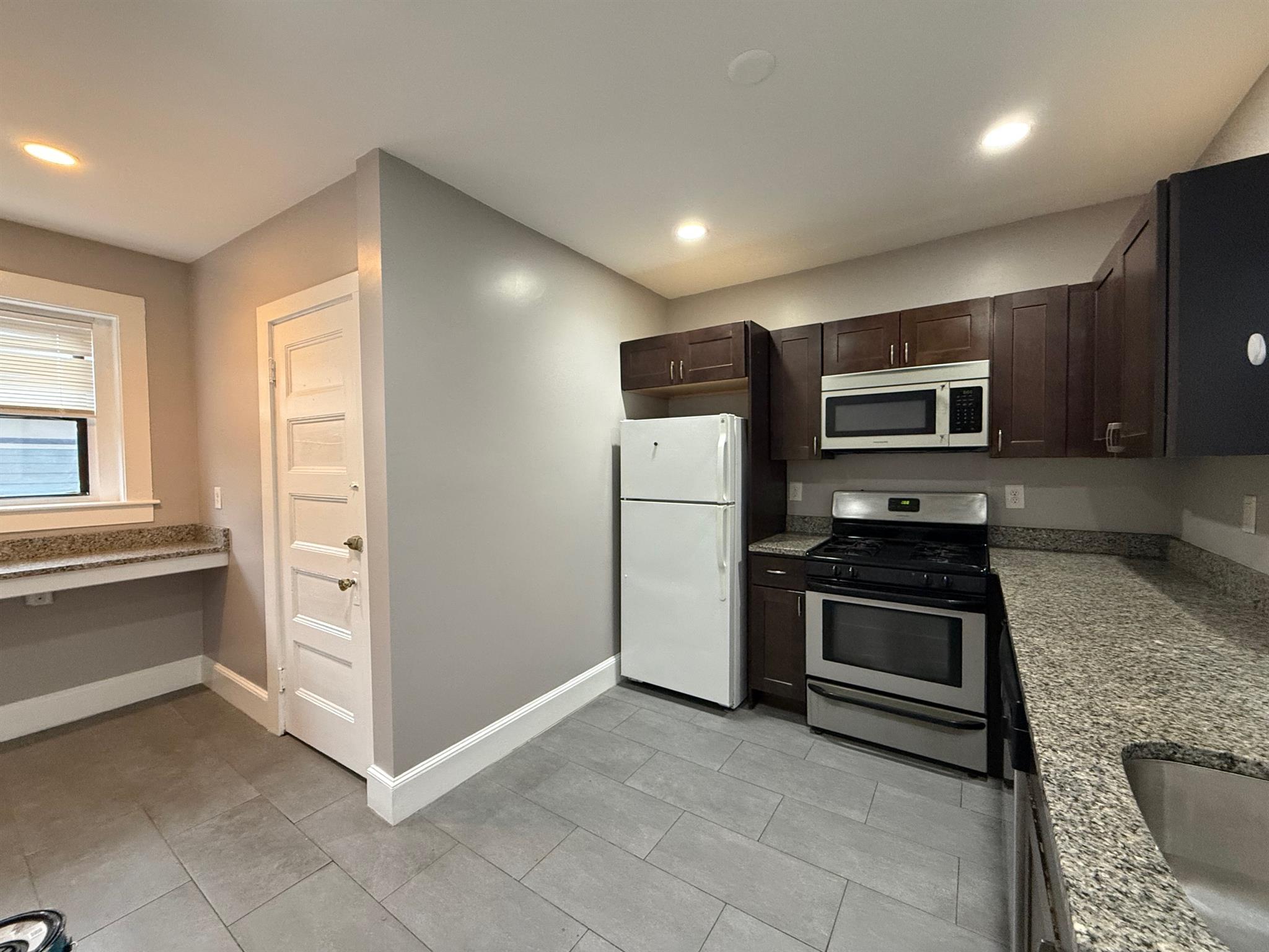 9 Upland Rd, Neighborhood Nine